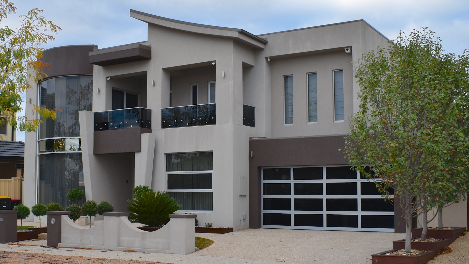 29 Holland Way